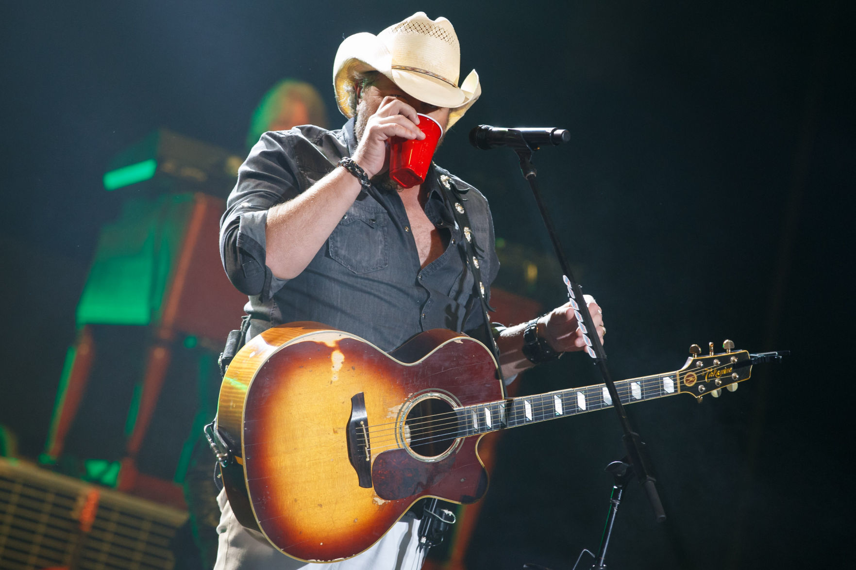 Toby Keith 2016 concert